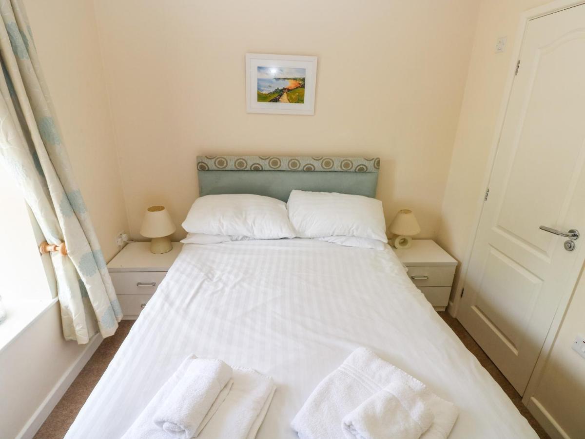 The Farm House Villa Тенби Екстериор снимка