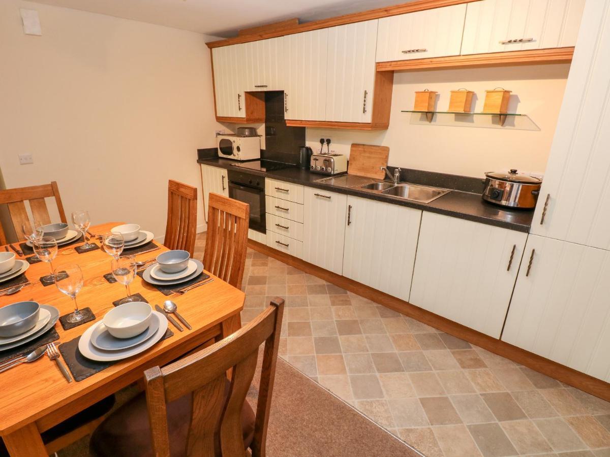 The Farm House Villa Тенби Екстериор снимка